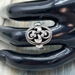 ⭐️Vintage ornate sterling silver scroll work ring size 5 3/4